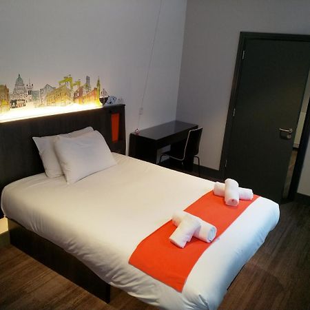 Easyhotel Белфаст Екстер'єр фото